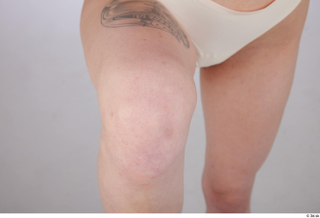 Rada knee nude 0001.jpg